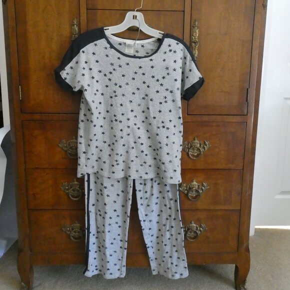 Lucky Brand Star Pajama Set Size Small - Picture 1 of 6